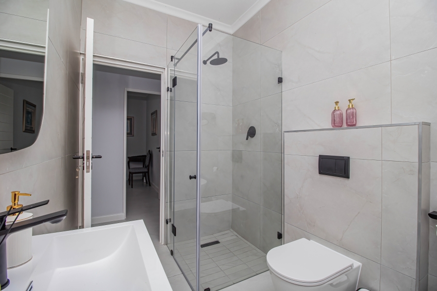4 Bedroom Property for Sale in Sandown Western Cape
